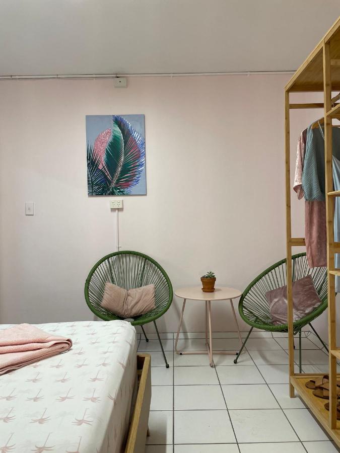The Espy Hostel Cairns Exteriör bild